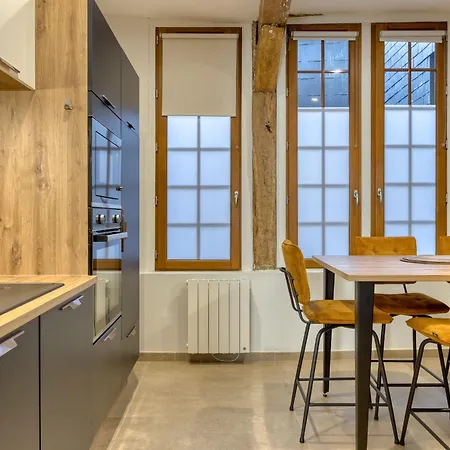 Appartement L'escale Du Gros-horloge Parenthese Prestigieuse Au Coeur De Rouen