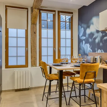 Apartmán L'escale Du Gros-horloge Parenthese Prestigieuse Au Coeur De Rouen